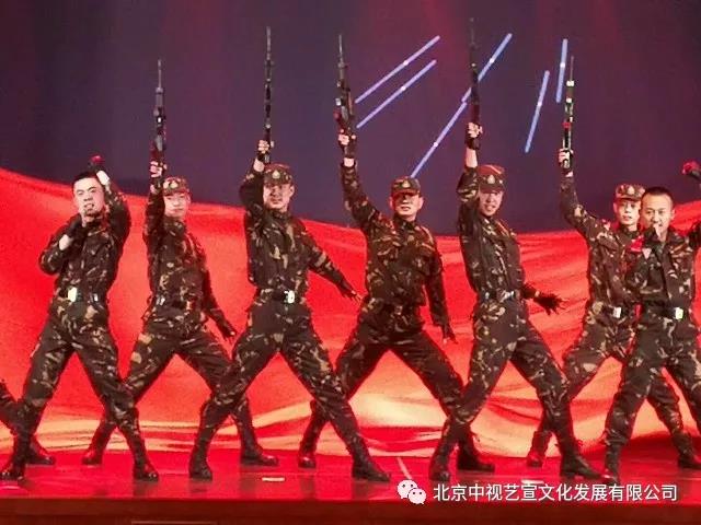 “警卫战士忠于党”文艺汇演-7