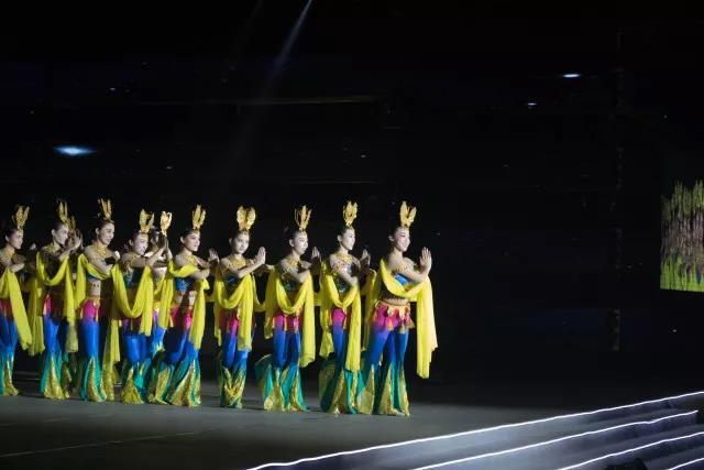 中视艺宣助力北京建筑大学第五届大学生艺术节开幕式-12